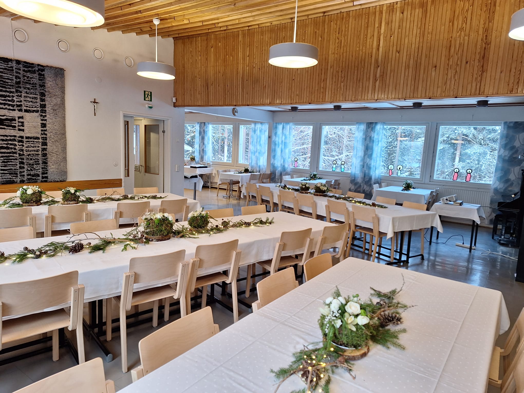 Seurakuntatalo Sali
